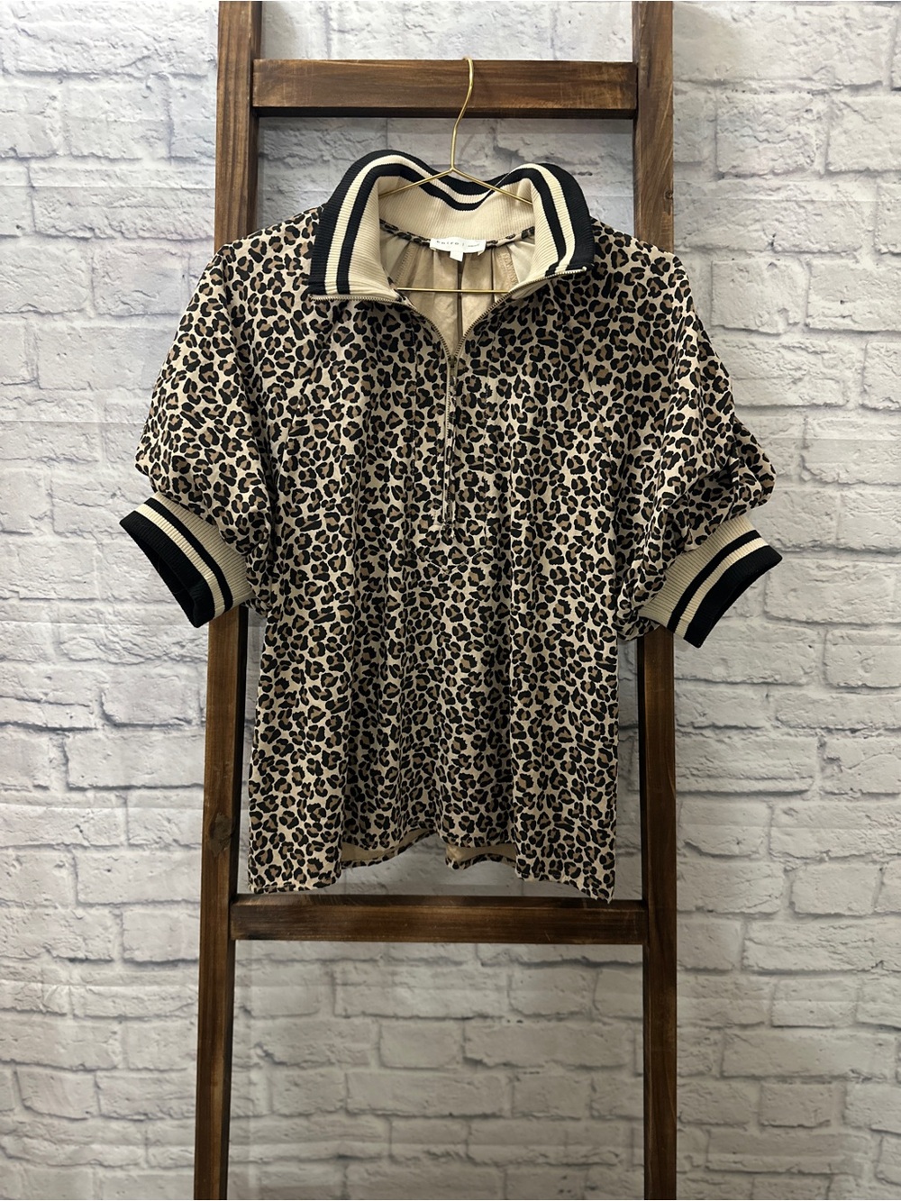 entro Leopard Print Short Sleeve Polo in Beige and Black
